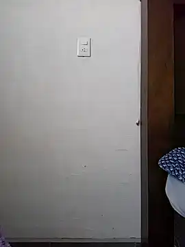 KITTEN-10